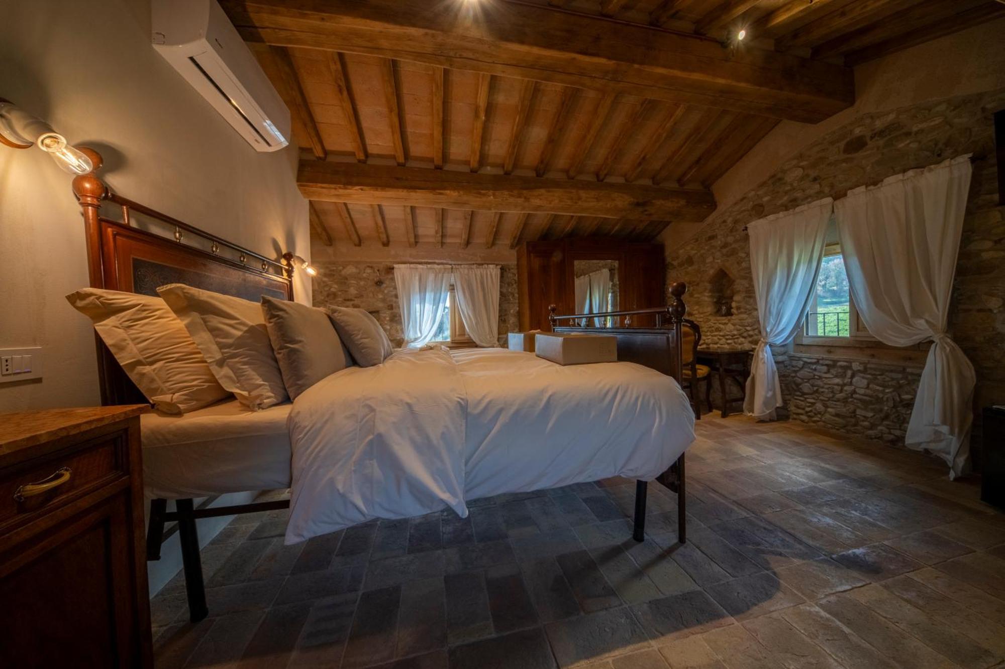 Agriturismo Podere Tovari Anghiari Exterior foto