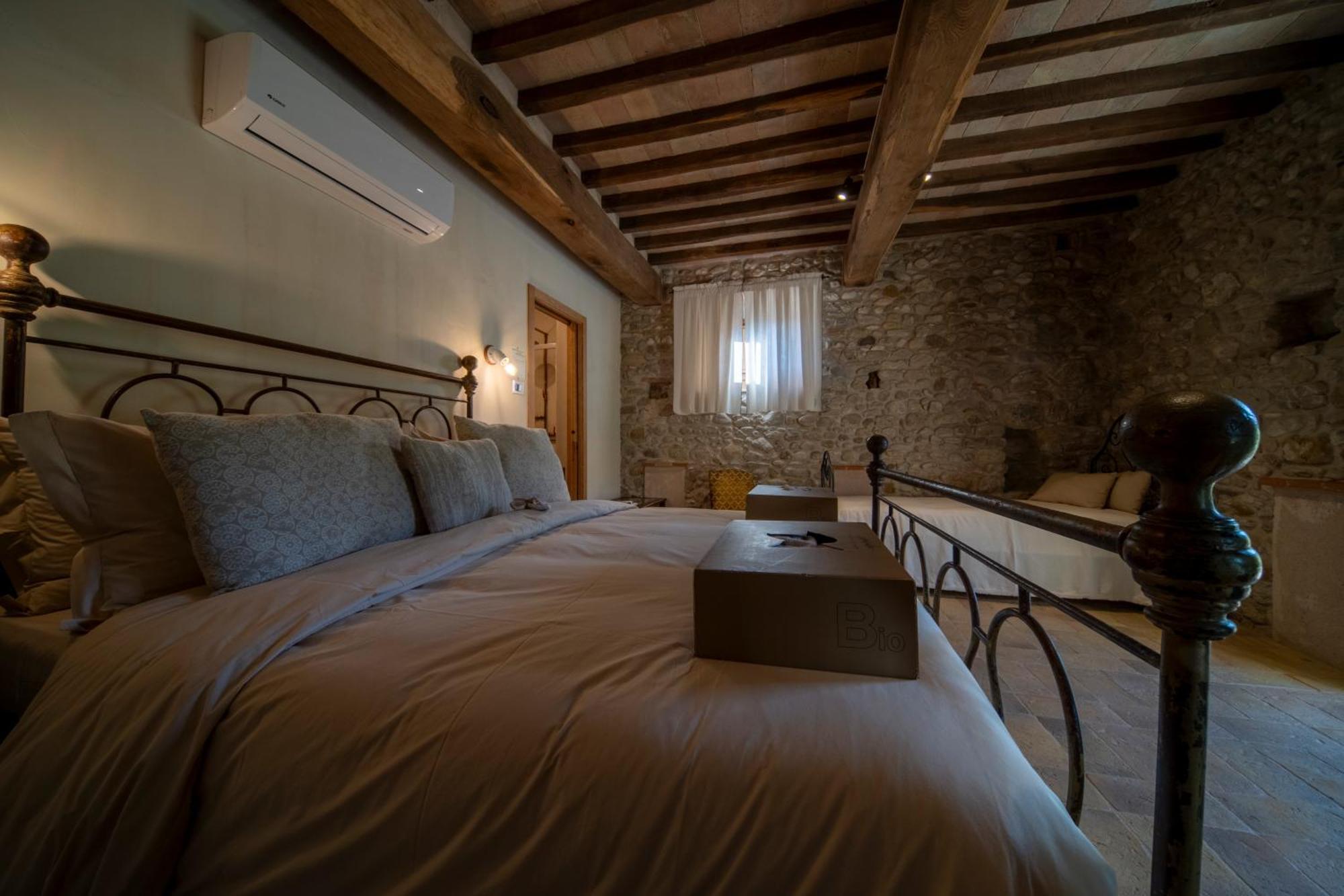 Agriturismo Podere Tovari Anghiari Exterior foto